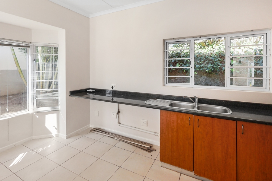 To Let 3 Bedroom Property for Rent in Beacon Bay Eastern Cape